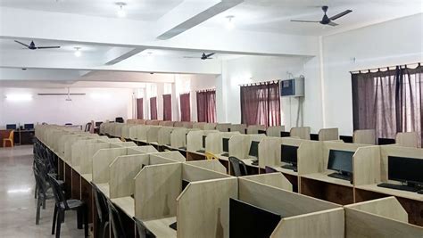 Computer Laboratory 的图像结果