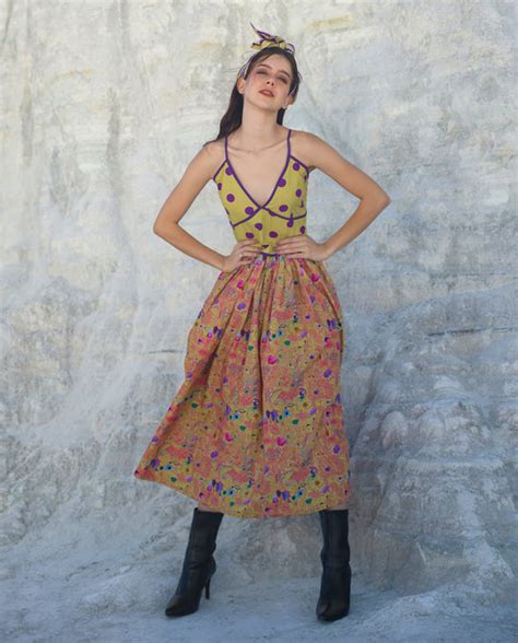 Discover Elegance: Buta Buti's Exquisite Online Collection