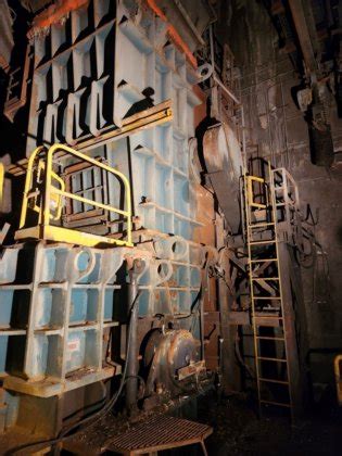 1200 HP Jeffrey Hammermill Shredder Model 6090 in United States