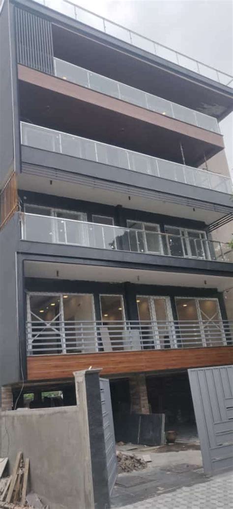 Designs by Glazier Ashok chaudhary, Gautam Buddh Nagar | Kolo