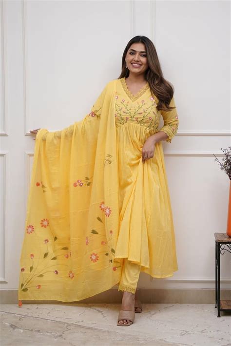 Beautiful Neck Line Embroidery Cotton Kurta Set