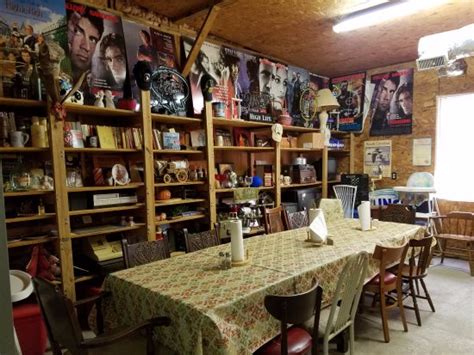 One of the South's best Dive Bars - Reviews, Photos - Harold's Country ...