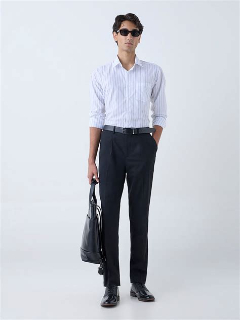 Buy WES Formals Black Solid Relaxed-Fit Mid-Rise Trousers from Westside