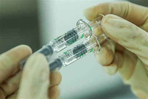 世卫组织团队正在评估两种中国新冠疫苗 - Chinadaily.com.cn