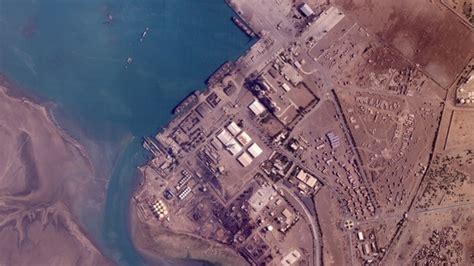 Israel strikes rebel-held Yemen port after evacuation warnings