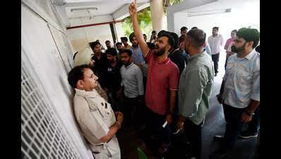 Patchwork protest at PU: Student unity frays over affidavit row ...