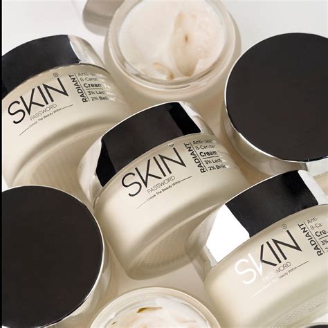 Radiant Cream Face Mask