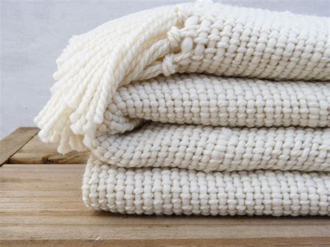 Best Woven Blanket at Allan Sturtz blog