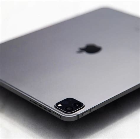 iPhone 12 Design 的图像结果