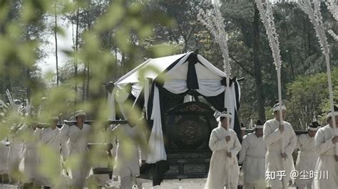 出殡送人什么礼物最新素材