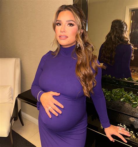 Fans convinced pregnant Jessie James Decker hinted at fourth baby's sex