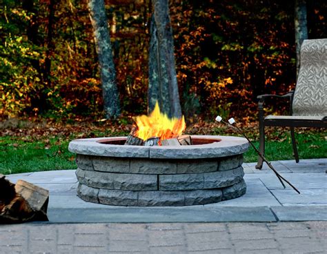 Top 5 Outdoor Natural Gas Fire Pit Designs | Henry Plumbing
