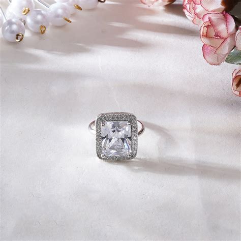 Ruby Raang Adjustable White Diamond Finger Ring