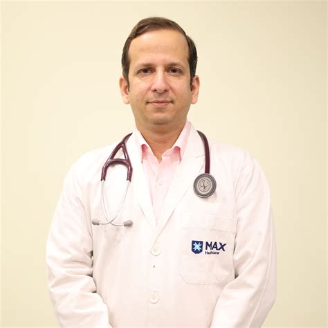 Dr. Vivek Kumar Verma - Pulmonology, Book Online Appointment, Video ...