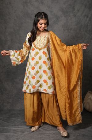 SUPER SANTA SALE - Page 14 - Ishnya