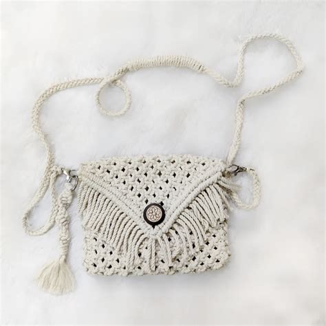 Macrame Sling Bag - Hands To Heart