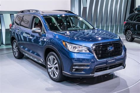 Subaru launches new Ascent large SUV for US market | Autocar