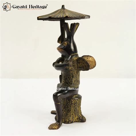 Brass Frog with Umbrella – Quirky Home Decor Showpiece | Gayatri Herit ...