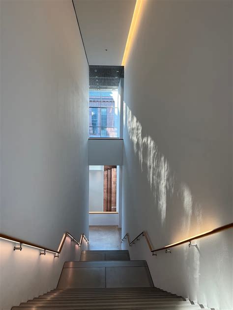 #7 The New Objectivity; and Sunburn, by Chloe Michelle Howarth