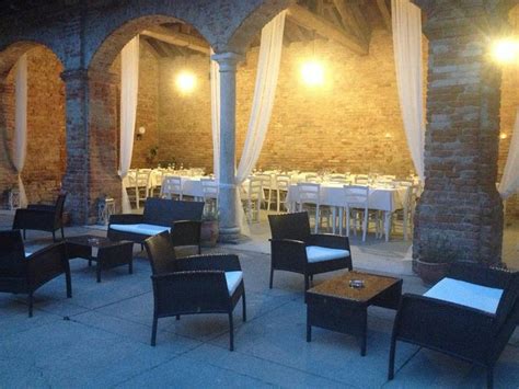 AGRITURISMO SAN CARLO (Pescarolo ed Uniti) - B&B Reviews & Photos ...