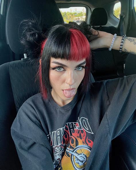 Cherryemojigirl Onlyfans