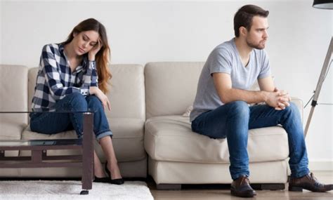10 Unbelievable Reasons That Lead Couples To Divorce - StarBiz.com