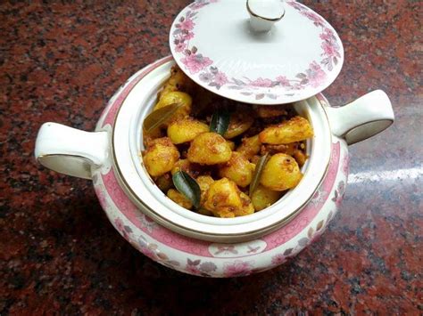 Recipes for Kamala: Urulai Potato Roast, Mysore Pak - Rediff.com Get Ahead
