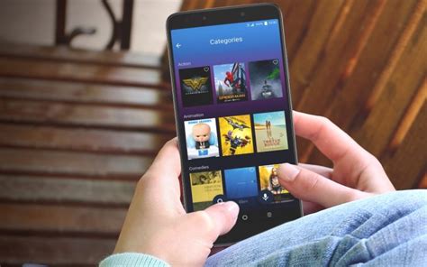 5 Reasons A Smartphone Could Become Your Ideal Travel Buddy - MobyGeek.com