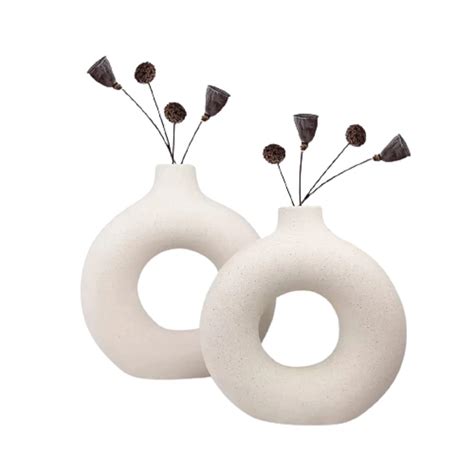 Buy Monarchal White Ceramic Donut Vase with Pampas Grass Decor - Round ...