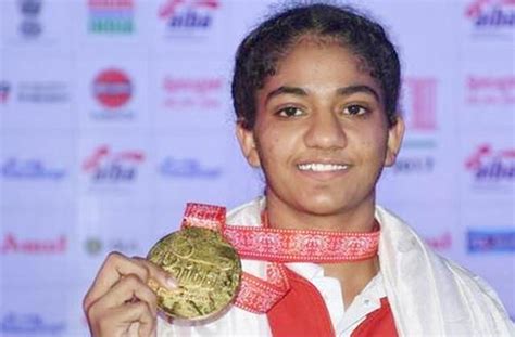 स्ट्रैंड्जा मेमोरियल मुक्केबाजी : नीतू ने भारत के लिए स्वर्ण पदक जीता ...