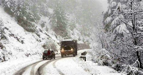 Kashmir valley receives the heaviest snowfall of the season, floats ...