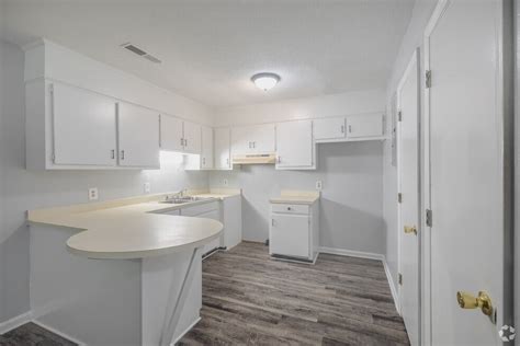 Silkwood Apartments - 308 Silkwood St, Orangeburg, SC | Homes.com