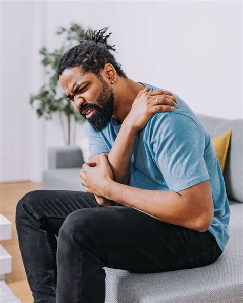 Post-surgery shoulder pain can be tough to manage. However, there are other alternatives to ...