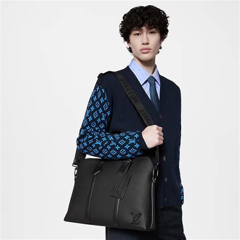 Moderne muške kape, šalovi i rukavice za zimu – M stil