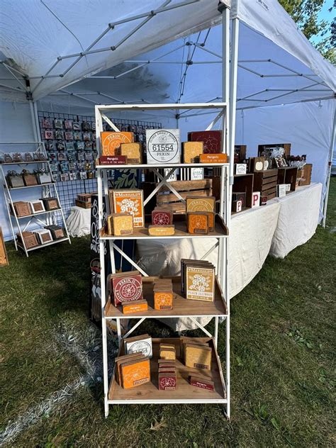 Third Generation Creations Pekin Marigold Festivals Art in the Park ...