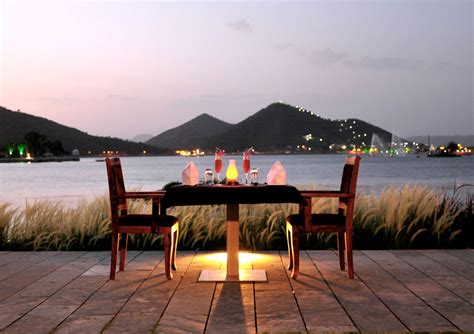 Best Restaurants | Luxury Hotels in Udaipur | 4 Star Hotels | Hotel Lakend