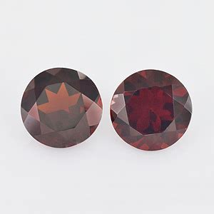 8.79ctw 10x10x5.7mm Round Red Garnet Excellent Eye Clean Top Grade