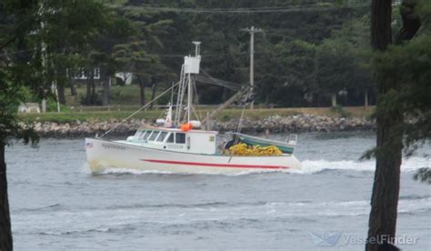 FV OPPORTUNE, Fishing vessel - Details and current position - MMSI ...
