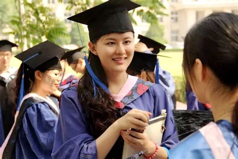 985大学安排女生为外国留学生提供1对1服务，如此“国际化”要 - 知乎