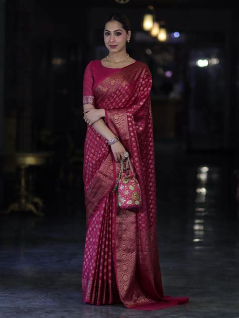 Banarasee Handwoven Georgette Saree With Zari Buta Design & Floral Bor