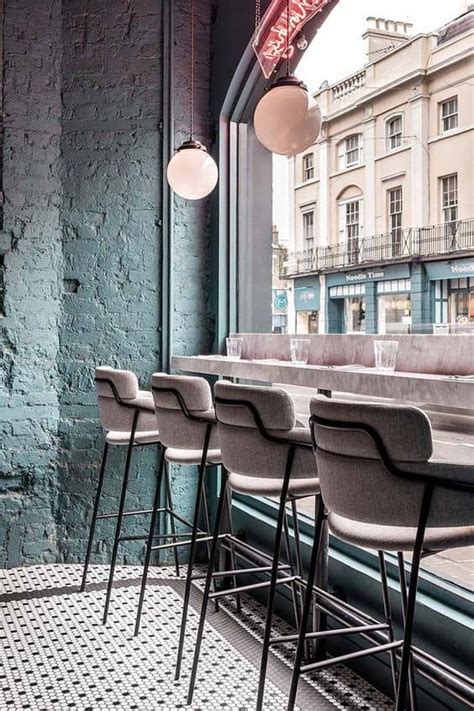 Small Restaurant Table 的图像结果