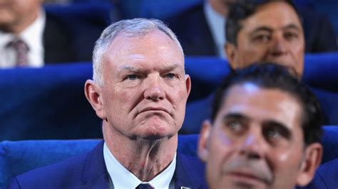 FA's Martin Glenn 'proud' to wear Rainbow Laces badge in Russia ...