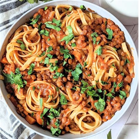 Easy Vegan Bolognese Recipe with Lentils - The Herbeevore