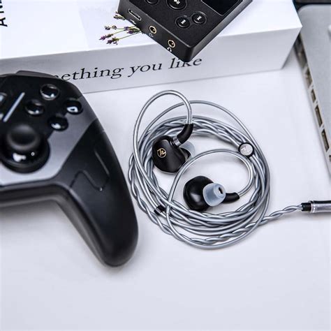 7HZ - G1 Dynamic Driver IEM – Concept Kart