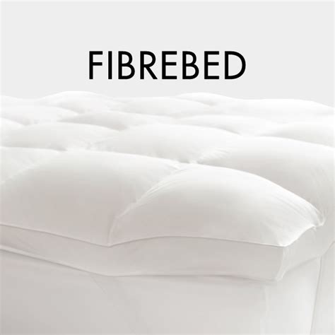 SANTAS | LINE SHOPPING