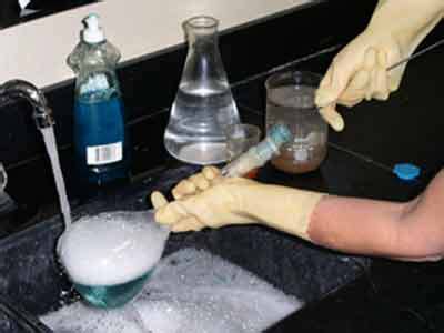 Glassware Washing: Hand vs. Machine from Cole-Parmer India