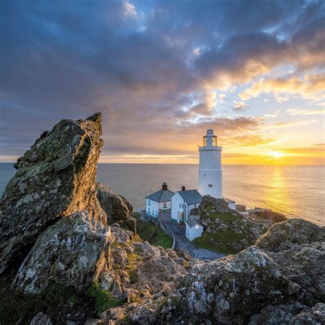 Download wallpaper house, sky, rocks, sun, lighthouse, section nature ...