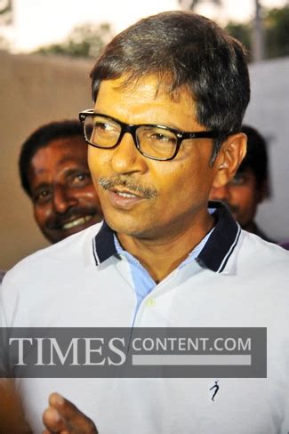 G L Singhal News Photo G L Singhal, Gujarat cadre IPS o...