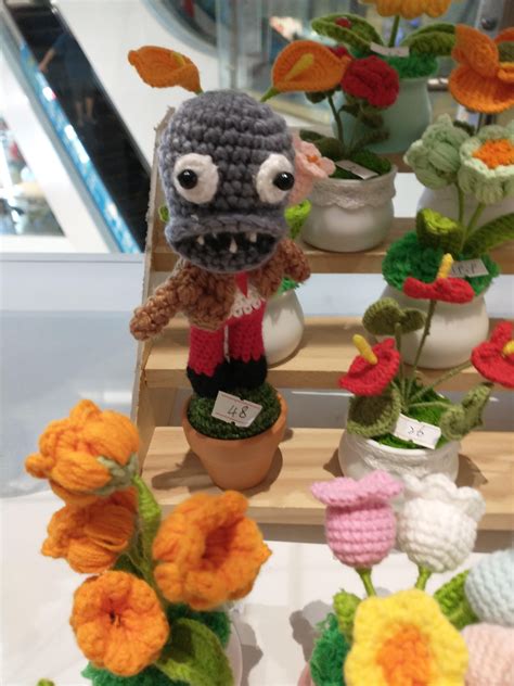I bought some unofficial crocheted pvz plants in china today : r ...