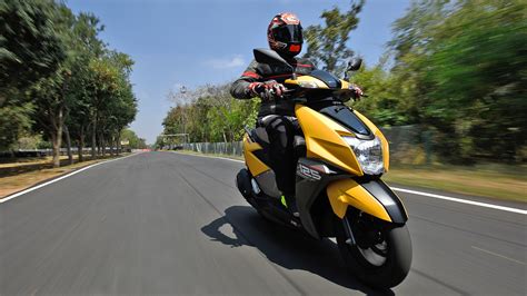 TVS NTORQ 125 2018 STD Bike Photos - Overdrive